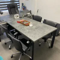 میز مدیریت و جلسه و ۴ صندلی
