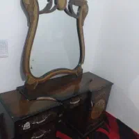 میز آرایش می