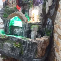 آبنما بسیارتمیزونواندازه اش یک مترو نیم ارتفاعش|مجسمه، تندیس، ماکت|تهران, شهرک ولیعصر جنوبی|دیوار