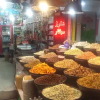 فروشنده شیفت شب