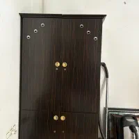 کمد سالم و جا دار