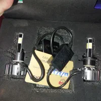 یک جفت هدلایت یک جفت زنون باترانس