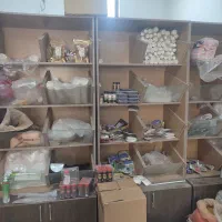 قفسه حبوبات و پیشخوان