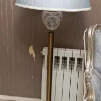آباژور کنار سالنی