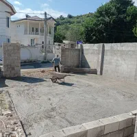 سیمانکاری پودر خاک سنگ. بتن ریزی کف حیاط|خدمات پیشه و مهارت|ماسال, |دیوار