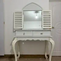 آینه و کنسول