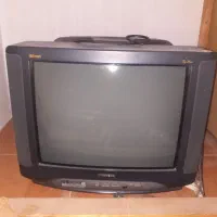 تلویزیون ۲۱ و۱۴ اینچ