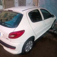 پژو۲۰۷ مدل۱۴۰۴