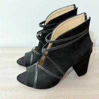 کفش پاشنه بلند مشکی