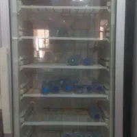 یخچال و میز سوپر مارکت