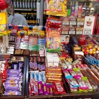 کارگر ماهر یا نیمه ماهر جهت کار در دکه مطبوعاتی