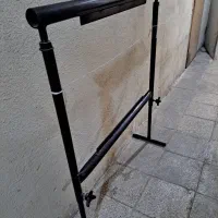 دار قالی با لوله های ضخیم و پایه قابل تنظیم