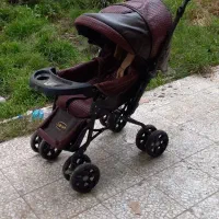 کالسکه چرم درحد نو خیلی کم استفاده شده بفروش میرسد