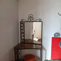 تخت خواب ۲ نفره ب همراه میز