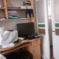 میز تحریر وکامپیوتر و...