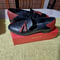 نیم بوت وکفش|کیف، کفش، کمربند|لشت نشا, |دیوار