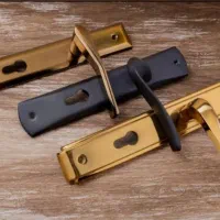 آقای درب ، فروش ، نصب و رگلاژ|خدمات پیشه و مهارت|مریوان, |دیوار