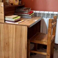 تختخواب و میز مطالعه فرش کودک