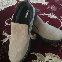 کفش مناسب پیاده روی با کفه عالی