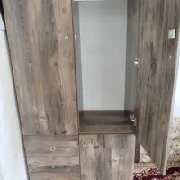 کمد و دراور همراه با آینه