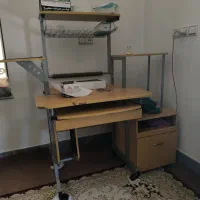 میز کامپیوتر