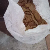 یک عدد نان خشک