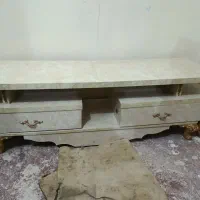 میز تلوزیون بسیار تمیز