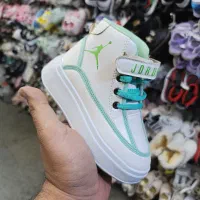 بوت زمستانهضد آب راحتی سبز و یخی