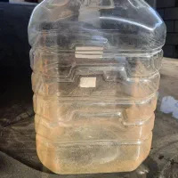 شیشه وسطل