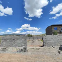 زمین 287 متری