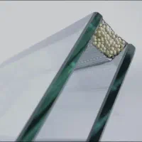 کارگر نیمه ماهر شیشه بری