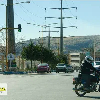 سالن ۲۰۰ متری بر بلوار اصلی