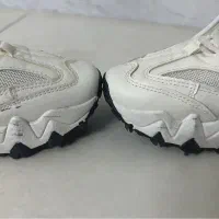 کتونی نو استفاده نشده|کیف، کفش، کمربند|قم, سراجه (۱۵ خرداد)|دیوار