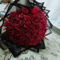 دسته گل رز ربانی 65 شاخه (پذیرش سفارش)