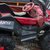 ماشین شارژی پسرانه و دخترانه|اسباب‌بازی بچه|باقرشهر, |دیوار