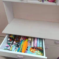 میز تحریر و کتابخانه مارک اپادانا