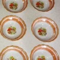 یکدست پیاله گل میوه ای قدیمی