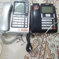 دوعدد تلفن رو میزی