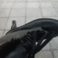 پوتین خارجی|کیف، کفش، کمربند|بیرجند, |دیوار