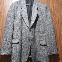 تک‌کت و پالتوی زنانه