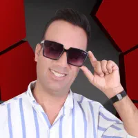 دی جی خواننده