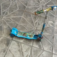 اسکوتر درحد نوع با تحمل وزنه بالا