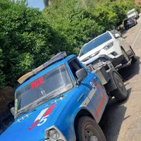 یدکش.  امداد خودرو.  خودروبر.  جرثقیل