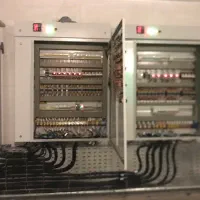 طراحی و نصب و تعمیرات انواع تابلو های برق صنعتی