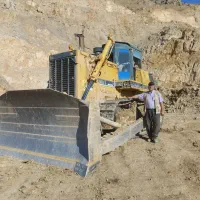 راننده بلدروز