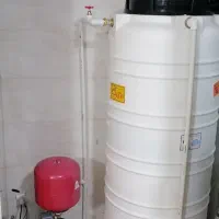 لوله کشی. نصب پمپ منبع. دستگاه تصویه..
