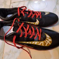 کفش ورزشی ونیم بوت زنانه