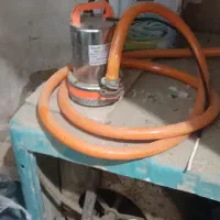 پمپ اب ۱۲ ولتی