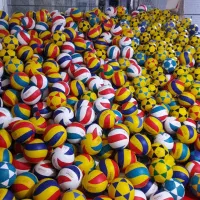 توپ والیبال فوتبال