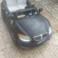 ماشین شارژی درحدنو دونفره و دوموتوره مفت|اسباب‌بازی بچه|مشهد, هنرور|دیوار